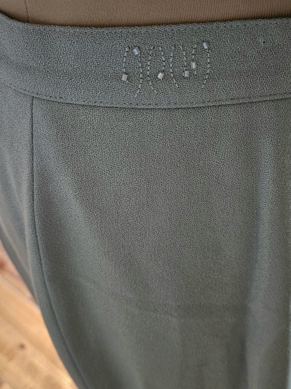 Kasper Women’s Sage Green 3 Pc Suit. Has Small Beaded Detail. Coat, Top & Skirt - Picture 15 of 16